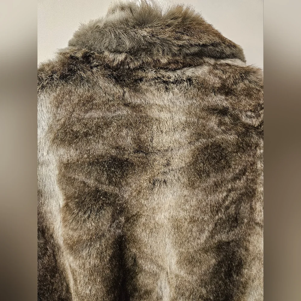 NWT - Dennis Basso Faux Fur Coat - Size 1X - Picture 8 of 10